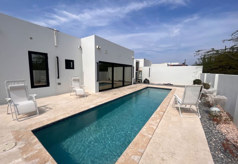 Hotel COZY VILLA, Leisure & Recreation, Outdoor Swimming Pool