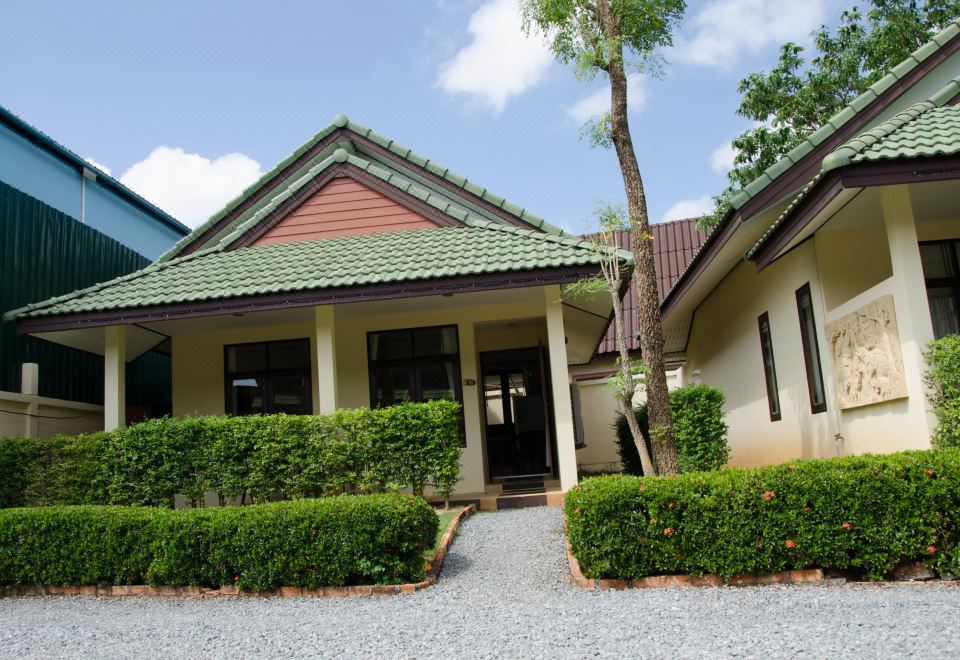 Hotel Jungle Village Bungalow, Exterior, Hotel Exterior
