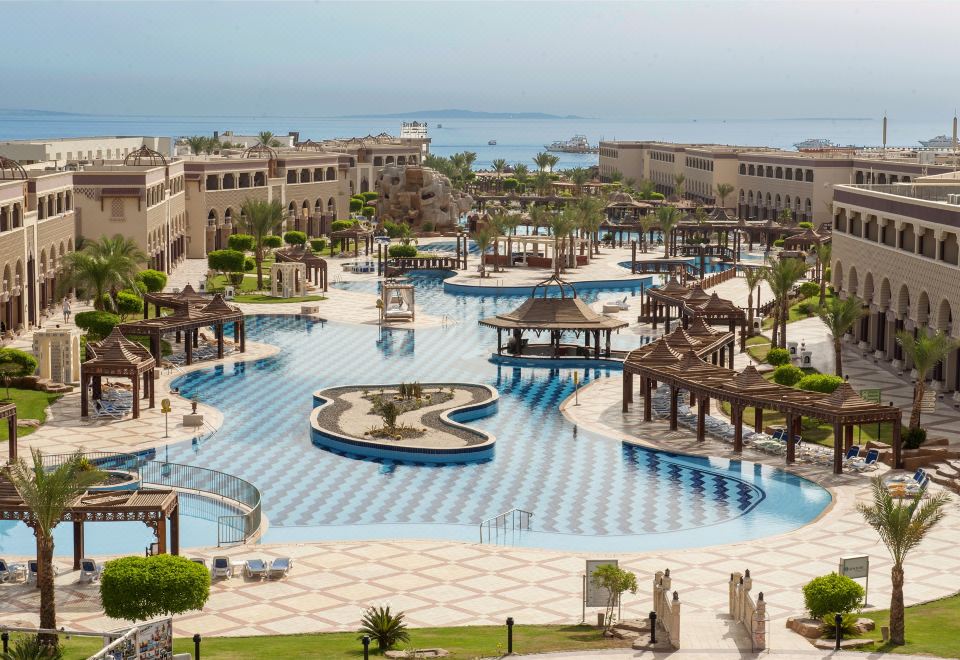 Hotel Sunrise Mamlouk Palace Resort, Exterior, Garden