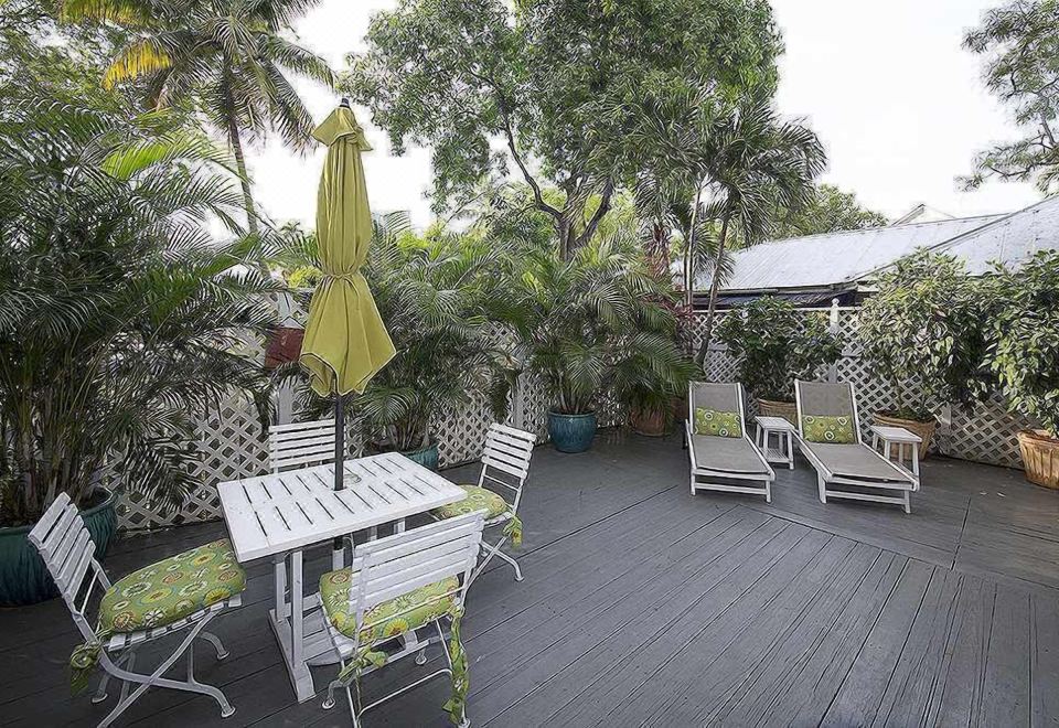 Hotel Ambrosia Key West, Exterior, Garden