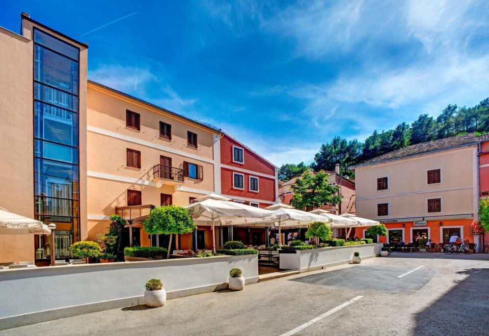 Hotel Skradinski Buk, Exterior, Hotel Exterior