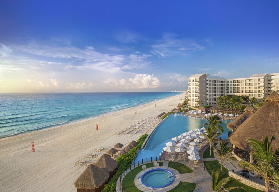 Hotel The Westin Lagunamar Ocean Resort Villas & Spa, Cancun, Exterior, Hotel Exterior