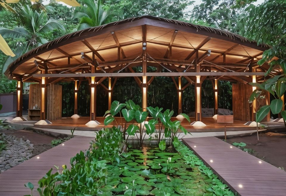 Hotel Aguas Claras Member of the Cayuga Collection, Exterior, Garden