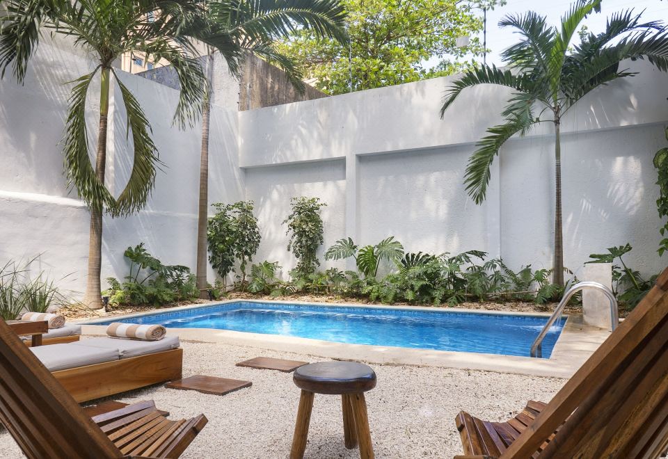 Hotel Casa Rodina, Leisure & Recreation, Outdoor Swimming Pool