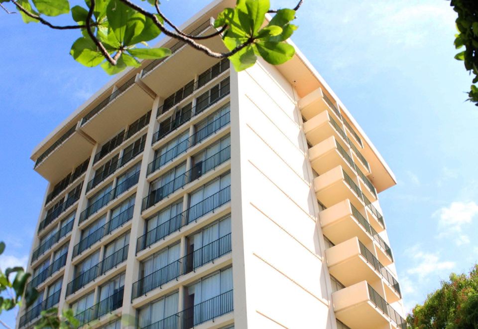 Hotel Courtleigh Hotel & Suites, Exterior, Hotel Exterior