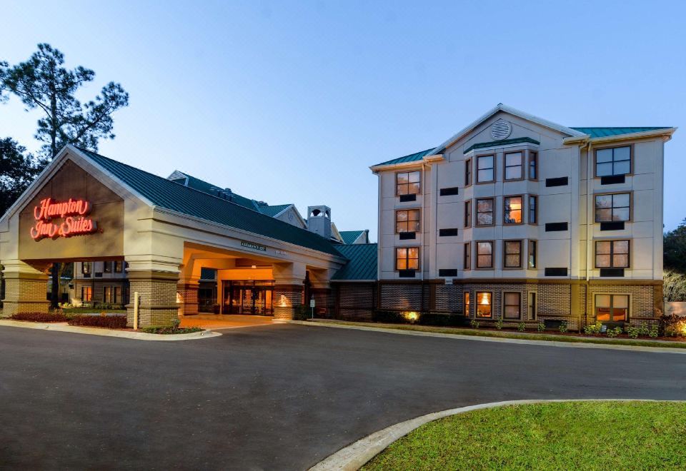 Hotel Hampton Inn & Suites Tampa-North, Exterior, Hotel Exterior