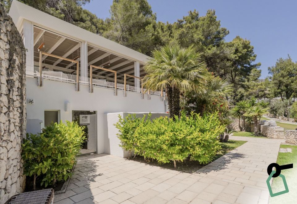 Hotel Hotiday Room Collection - Mattinata Faraglioni, Exterior, Hotel Exterior
