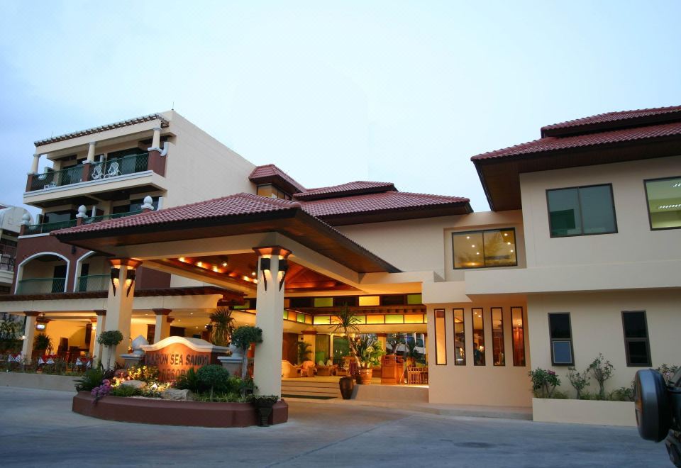 Hotel Karon Sea Sands Resort, Exterior, Hotel Exterior