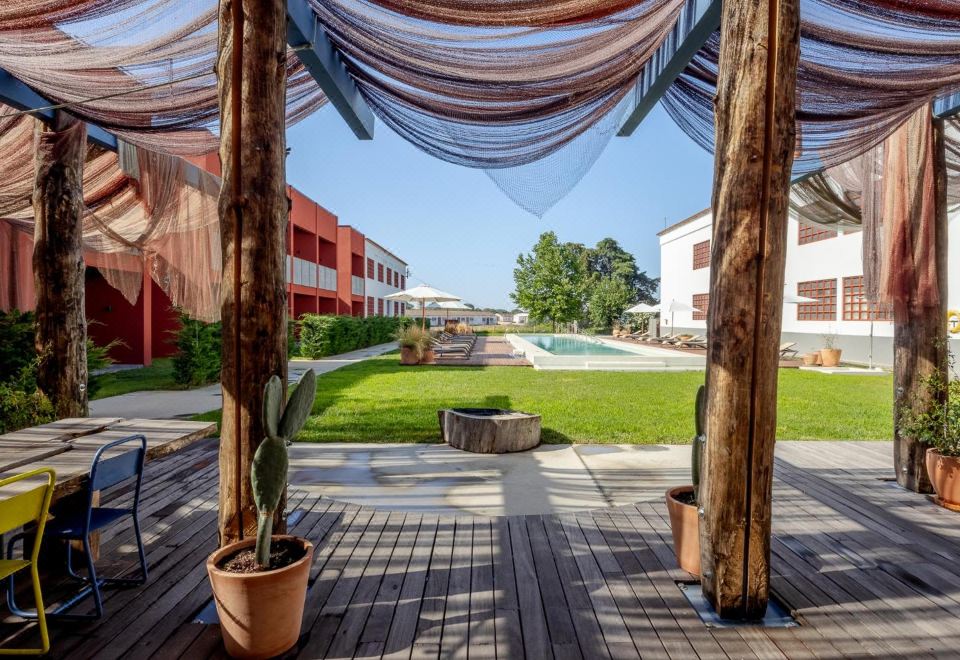 Hotel da Barrosinha, Exterior, Garden