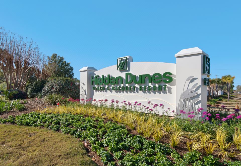 Hotel Beach Access and Tennis Courts Amidst Nature - Charming Oasis, Exterior, Hotel Exterior