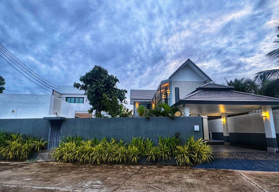 Hotel Level FIVE pool villa Pattaya, Exterior, Hotel Exterior