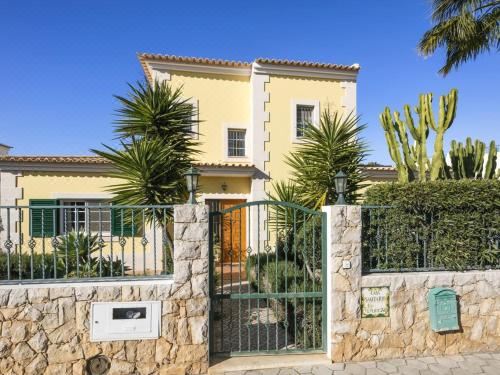 Hotel Casa Estombar - Private Swimming Pool - Air Conditioning in All Bedrooms - Wifi, Exterior, Hotel Exterior