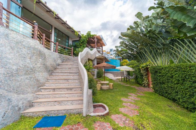 Hotel The Rock Samui Beach Resort, Exterior, Garden