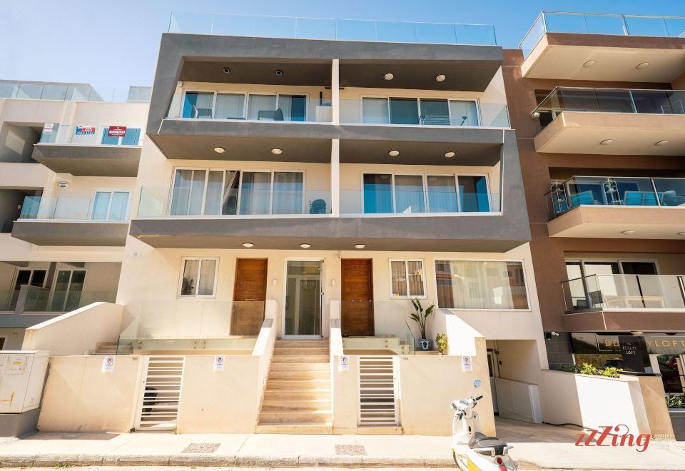 Hotel A Stunning Penthouse with a Private Pool, Exterior, Hotel Exterior
