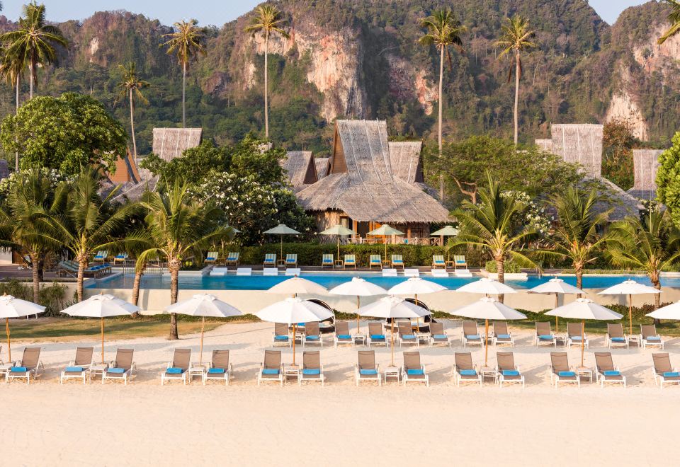 Hotel SAii Phi Phi Island Village, Exterior, Garden