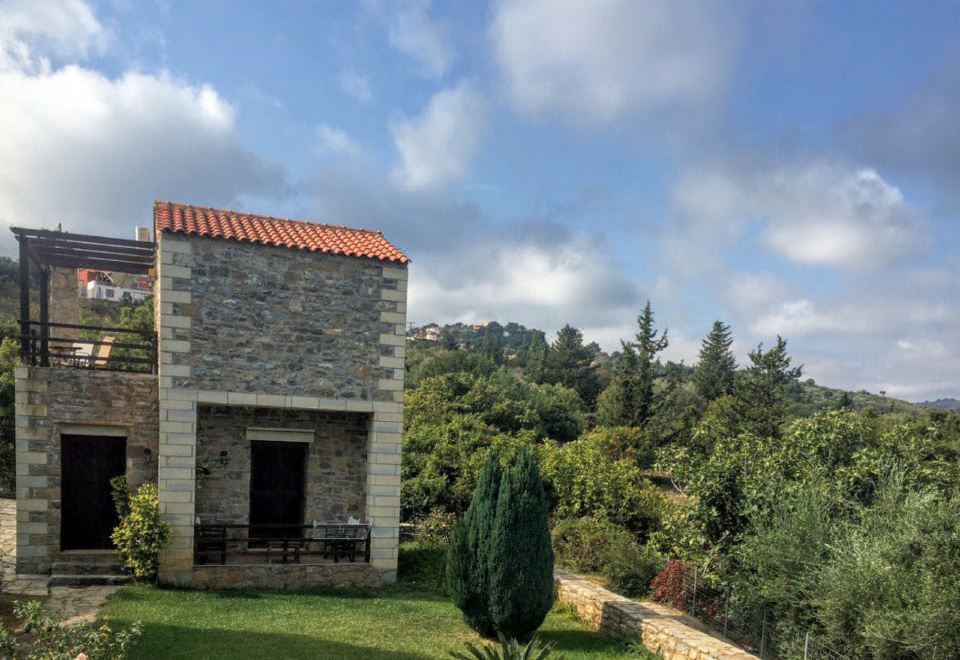 Hotel Stratos Villas Chania with Pool and Sea View, Exterior, Garden