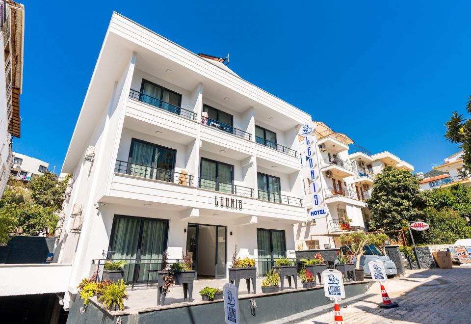 Hotel Leonis Hotel, Exterior, Hotel Exterior