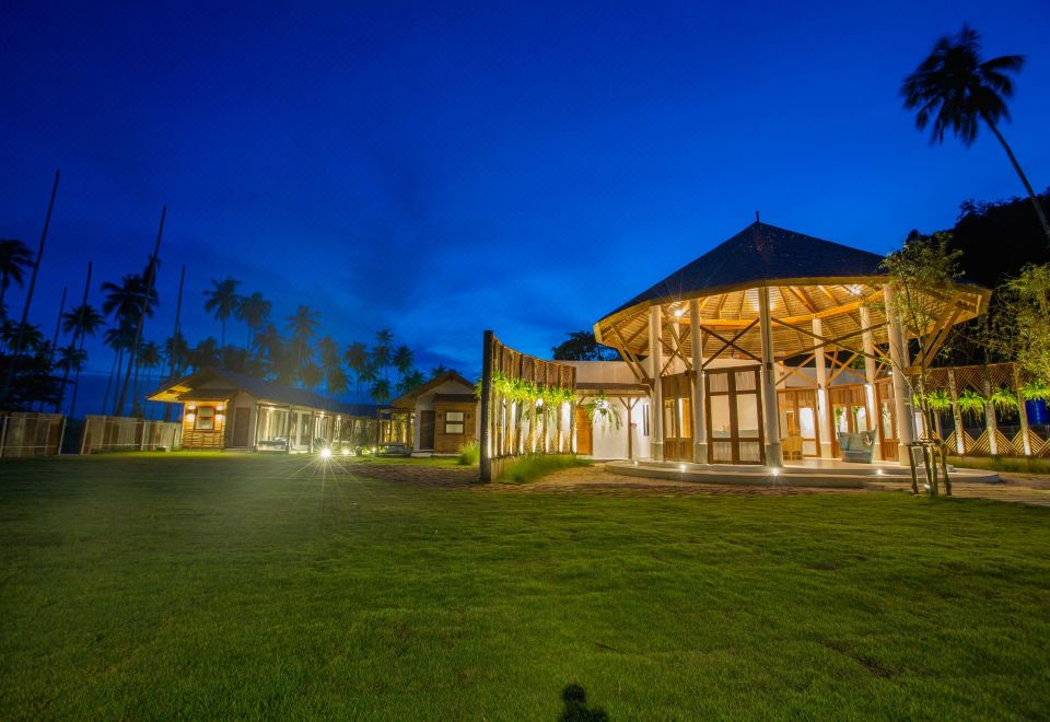 Hotel Rest Sea Resort Koh Kood, Exterior, Garden