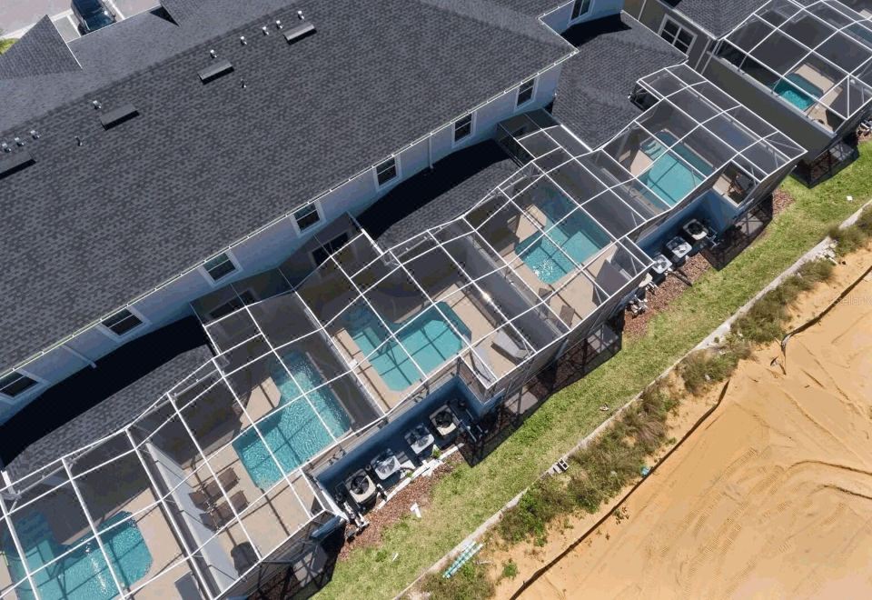 Hotel Ideal location 5 min to Water Park - Private Pool, Exterior, Hotel Exterior