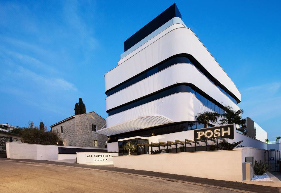 Hotel Posh Residence Luxury Suites, Exterior, Hotel Exterior