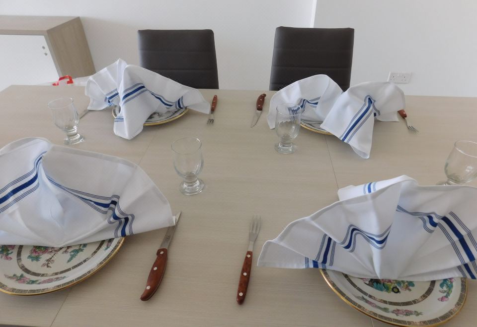 Hotel Paradise Luxury Apartment, Dining, Restaurant
