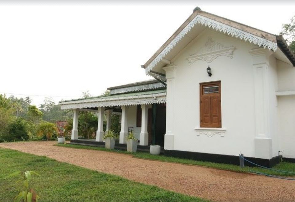 Hotel Villa Cinnamon in Dodanduwa Near Hikkaduwa, Sri Lanka - Ideal for 10 Guests, Exterior, Hotel Exterior