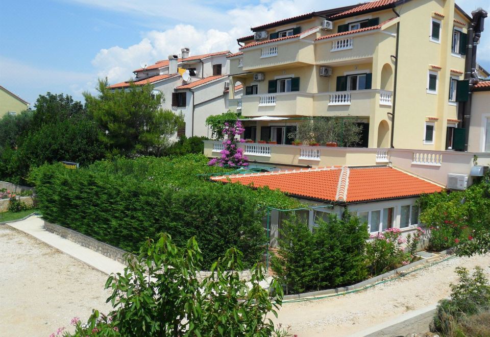 Hotel Pansion Villa Bok, Exterior, Hotel Exterior