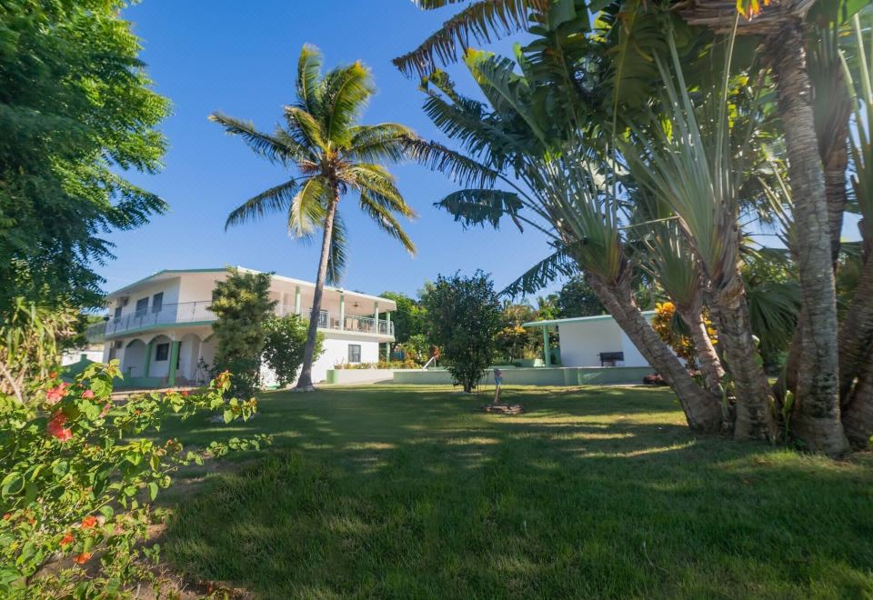 Hotel 7Br Massive Villa in Sosúa - 2Mins from Nightlife!, Exterior, Garden