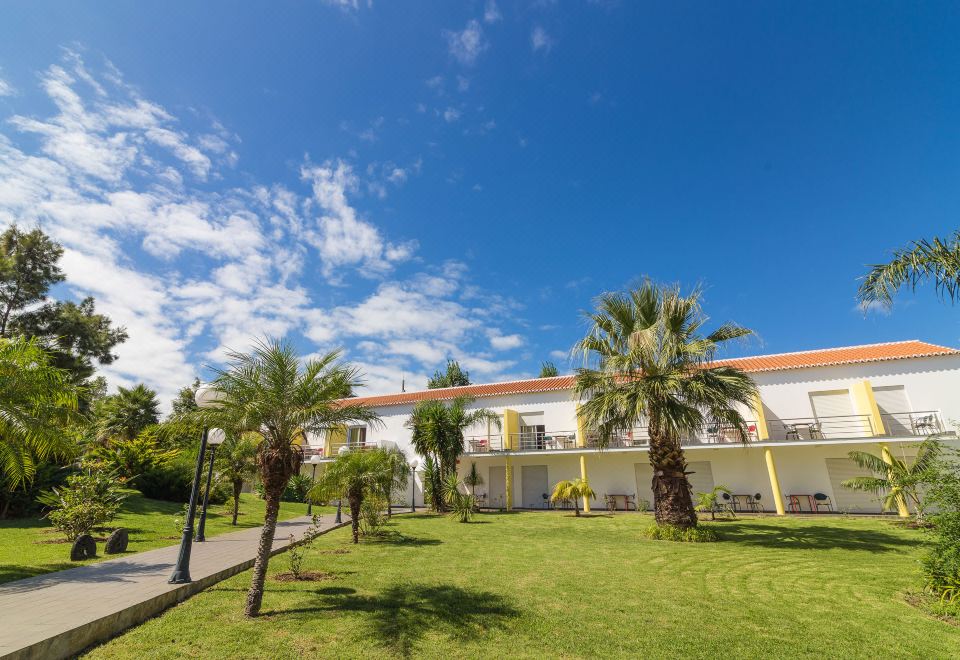 Hotel Teresinha, Exterior, Garden