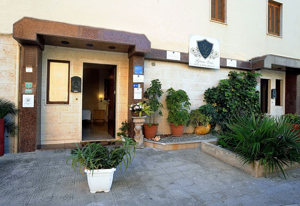 Hotel B&B GianLuis, Exterior, Hotel Exterior