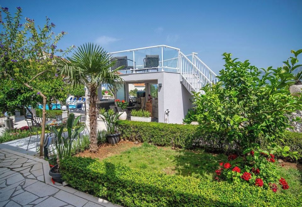 Hotel Villa Markoc, Exterior, Garden
