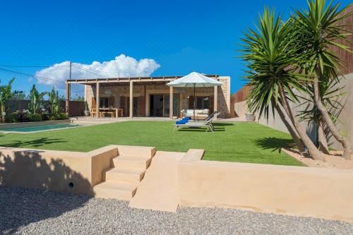 Hotel Villa Can Portmany Ginebra, Exterior, Garden