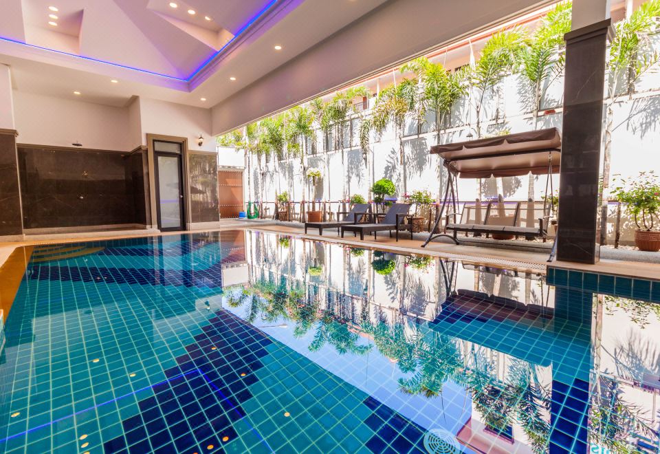Hotel TOP Pool Villa Pattaya, Exterior, Garden