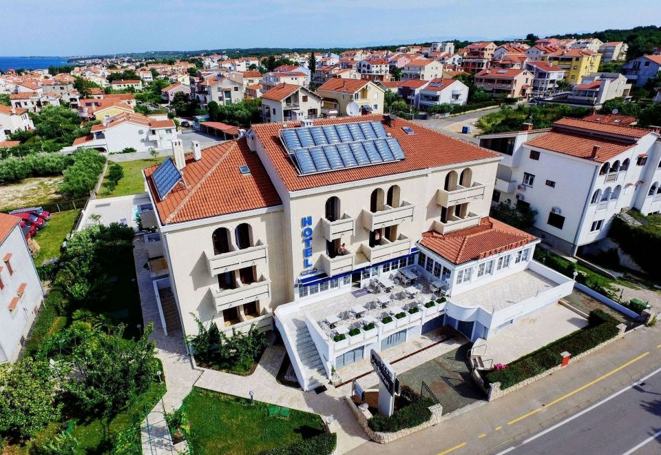 Hotel Mediteran, Exterior, Hotel Exterior