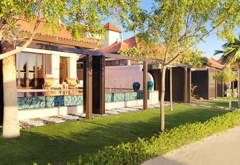 Hotel Anantara the Palm Dubai Resort, Exterior, Garden
