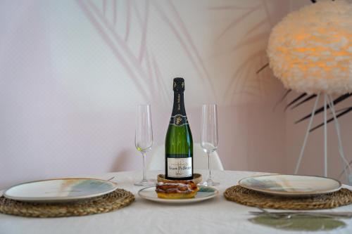 Hotel Ocean Garden Sunset & Sunrise - Heated Pool, Dining, Restaurant