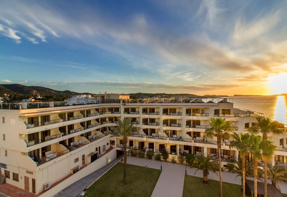 Hotel Marina Palace by Intercorp Hotel Group, Exterior, Hotel Exterior