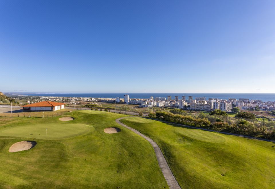 Hotel Crowne Plaza Caparica Lisbon, Exterior, Garden