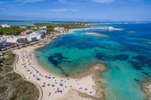 Hotel Apartamentos Roca Plana, Leisure & Recreation, Beach