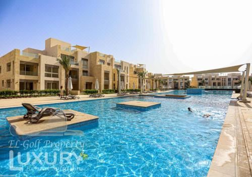 Hotel Mangarov-2Br. M1-6b-12, Leisure & Recreation, Outdoor Swimming Pool