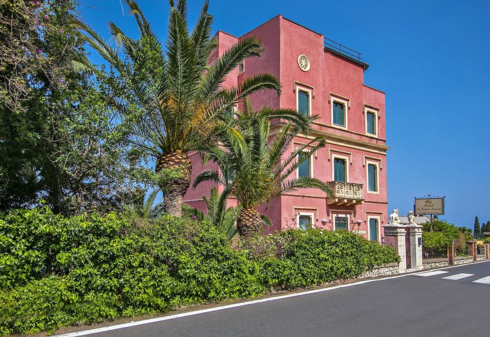 Hotel "La Pensione Svizzera", Exterior, Hotel Exterior
