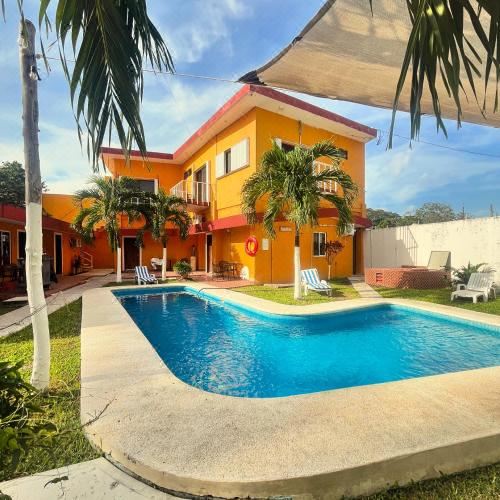 Hotel Caribe, Leisure & Recreation, Outdoor Swimming Pool
