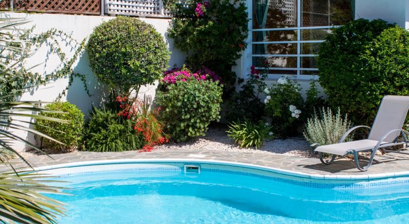Hotel Anastasia, Leisure & Recreation, Outdoor Swimming Pool