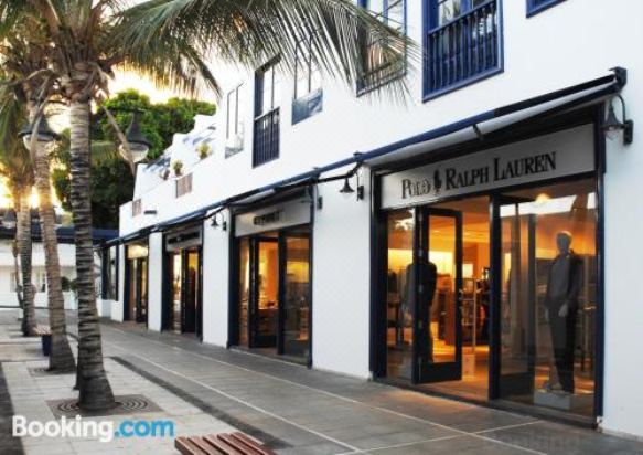 Hotel Villa Dedalos - A Luxury Large Villa with a Heated Pool in Puerto Calero, Exterior, Hotel Exterior