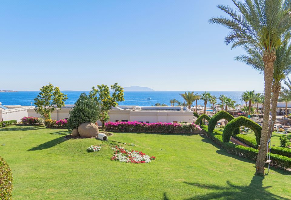Hotel Club Reef Resort & Spa, Exterior, Garden