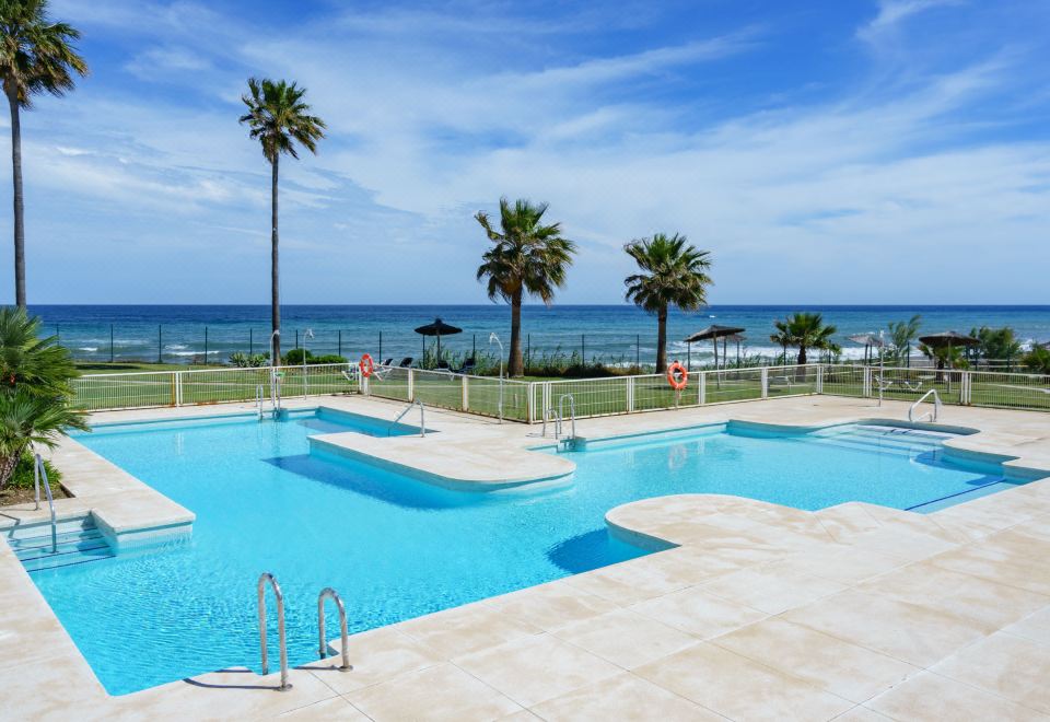 Hotel Ayla, Leisure & Recreation, Outdoor Swimming Pool