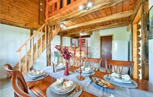 Hotel Amazing Home in Vinica Breg with Wifi, Dining, Restaurant