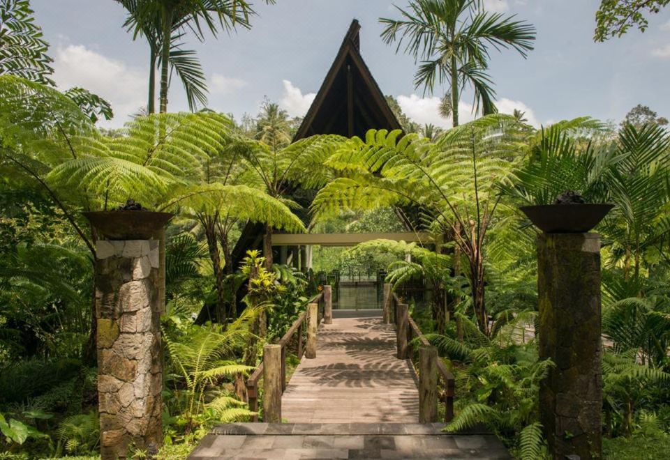 Hotel Komaneka at Bisma Ubud, Exterior, Garden