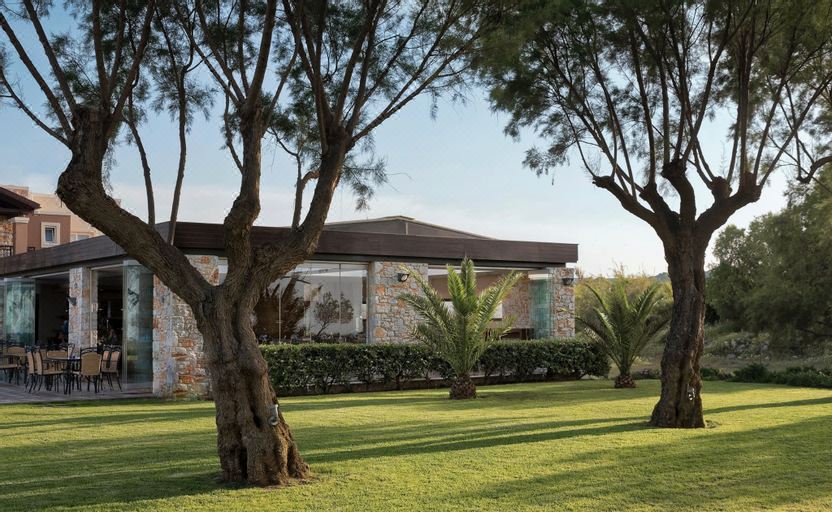 Hotel Lito Beach Hotel, Exterior, Garden