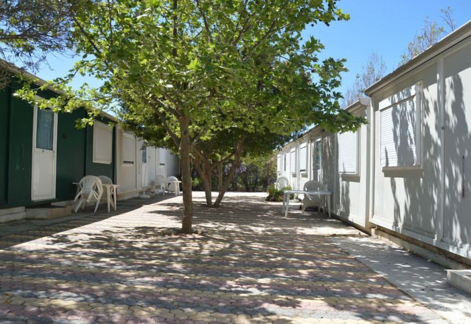 Hotel Camping Chania, Exterior, Garden